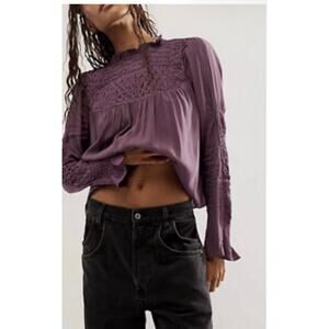 Free People "Smocked In Time" Top  / Sz xs